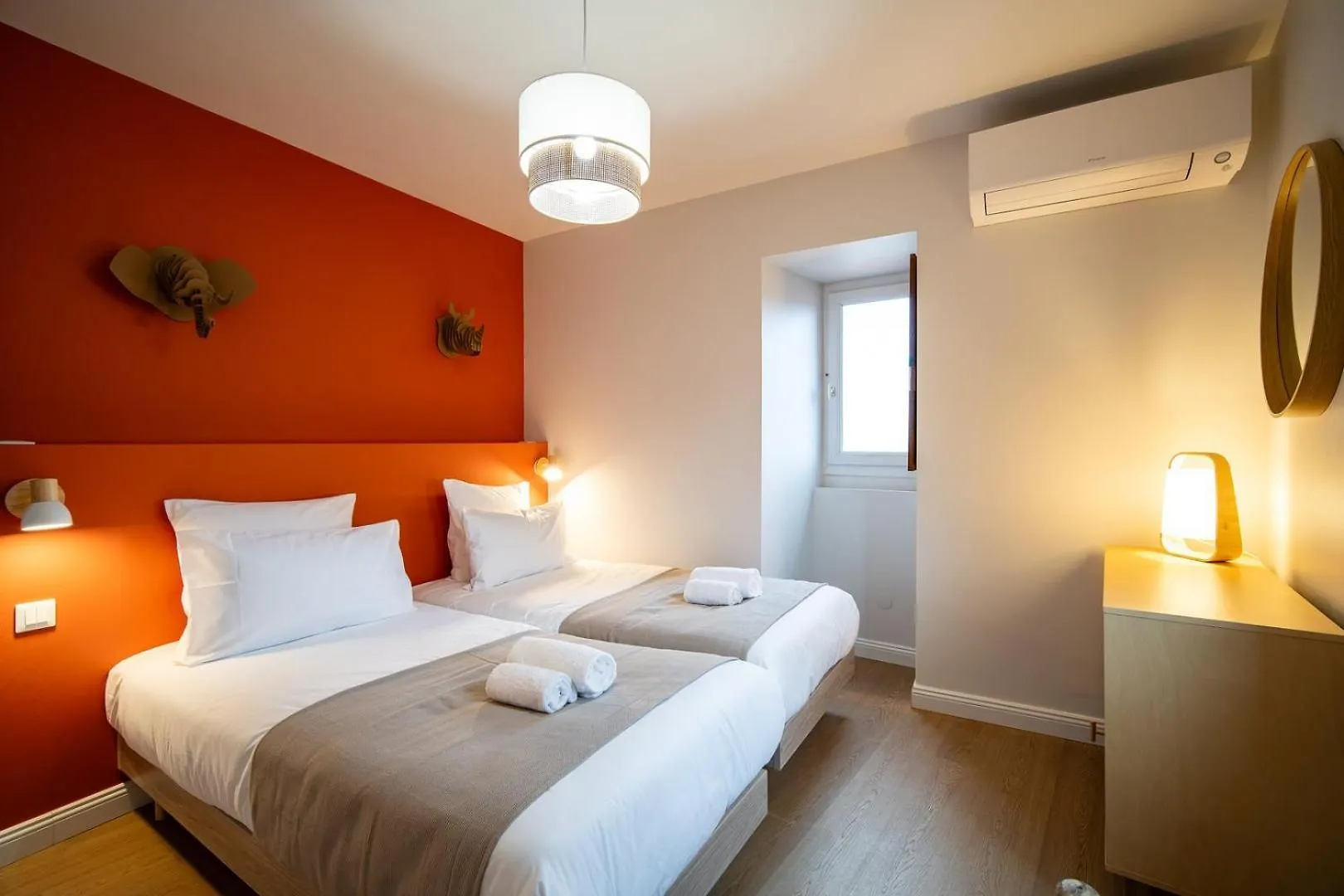 Le Savane - Grand Triplex Climatise, 2 Salons Castres  Apartamento